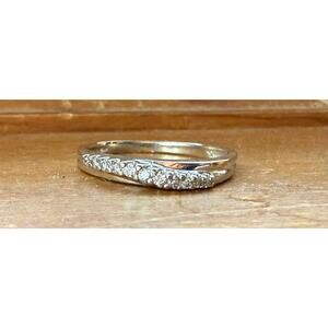 10K White Gold Full Cut Diamond Ring Wedding Band - Size 8